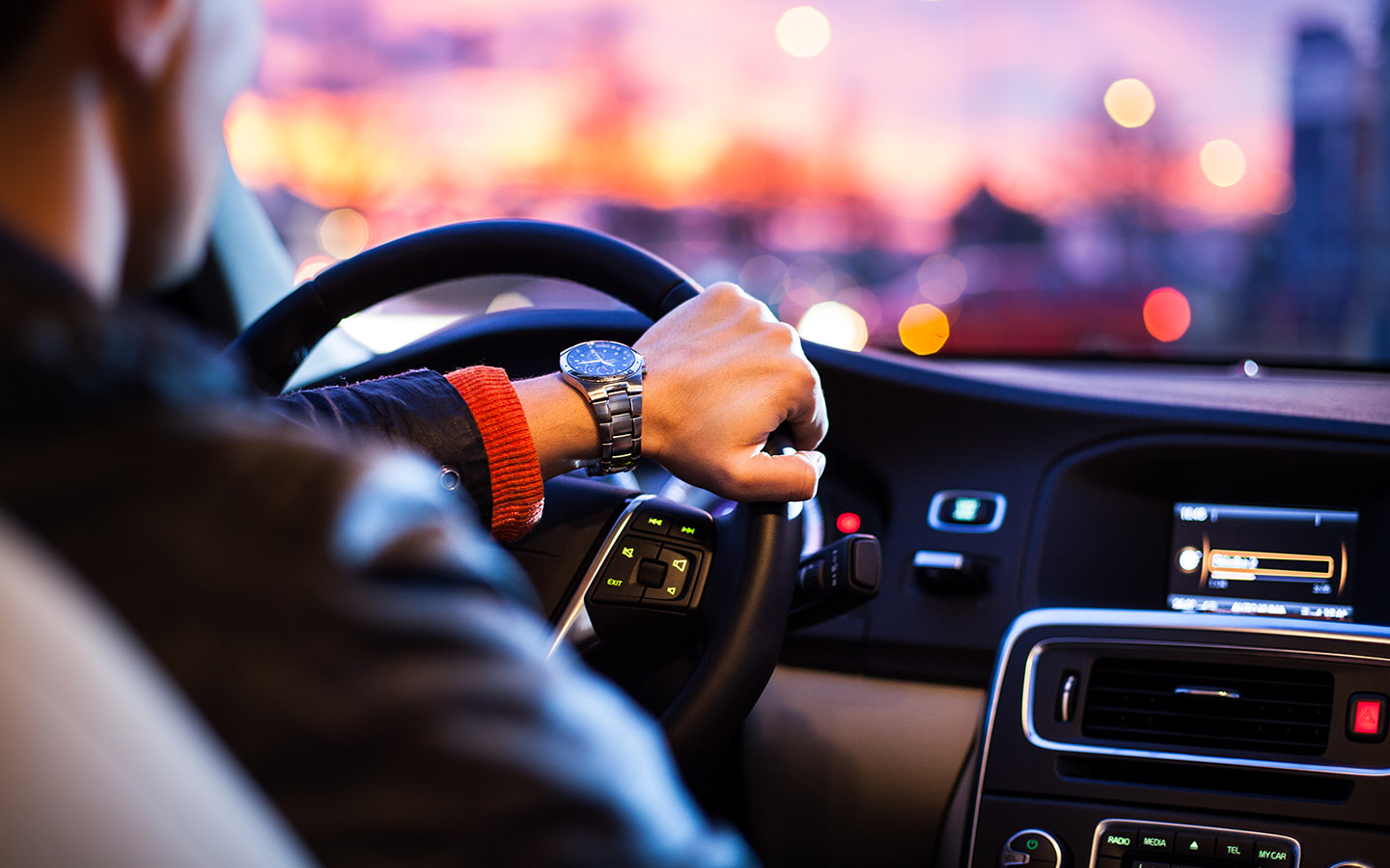 learn how to rev a car safely and enjoy a hassle free driving experience