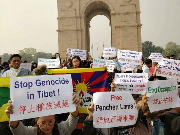 共外长抵印 流亡藏人集会要求“终止占领”
