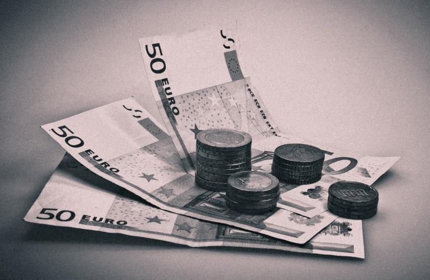 C:\Users\klicni1\Downloads\money-453771_1280.jpg