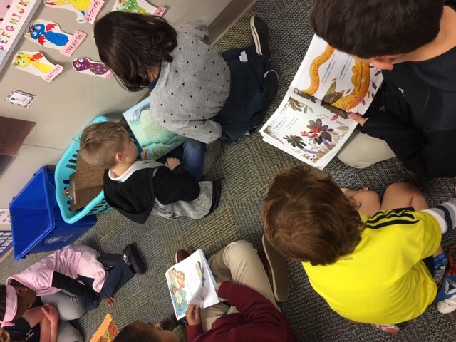Children reading Children reading