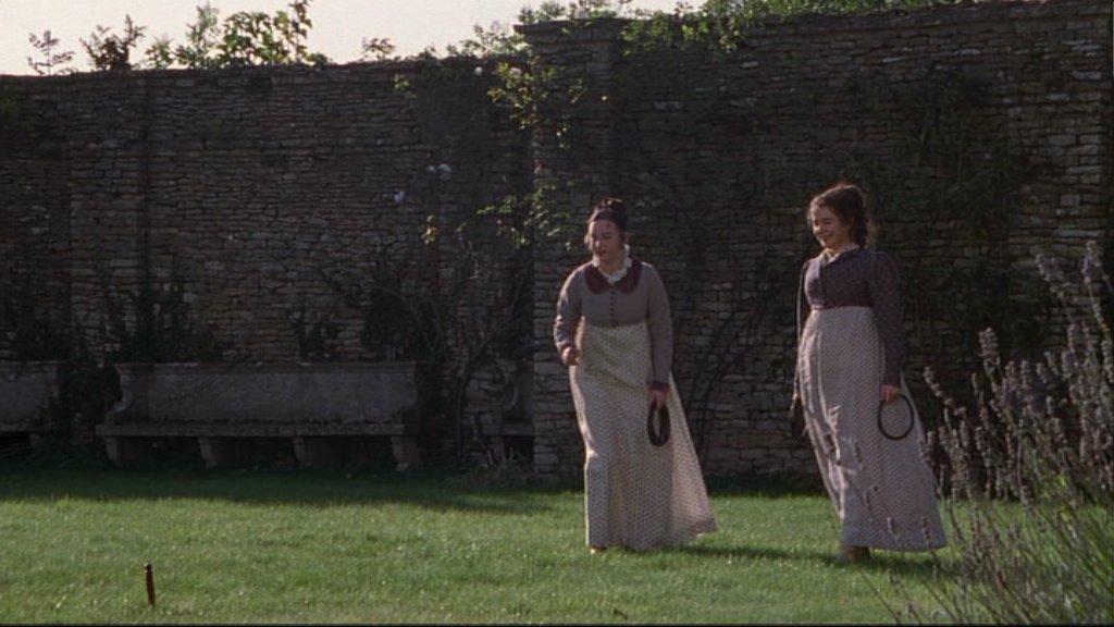 http://www.cap-that.com/austen/prideandprejudice/1995/2/images/cap0182.jpg