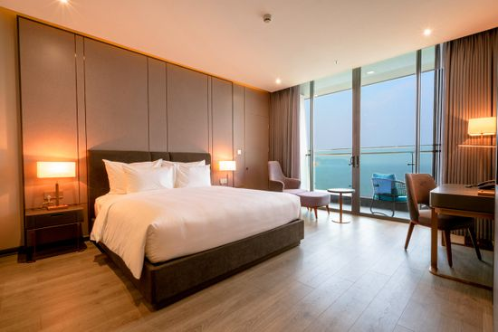 Các loại phòng khách sạn 4 sao tại Đà Nẵng 6 - Giường King.