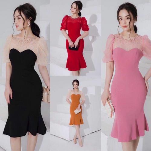 Đầm body tay phồng đính pha lê D374