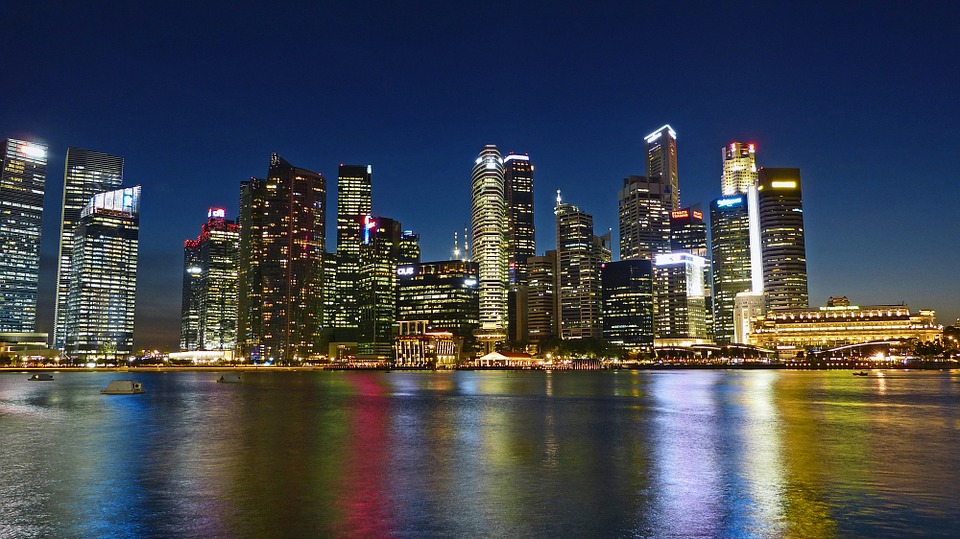 Singapore skyline / www.vanessahwood.com