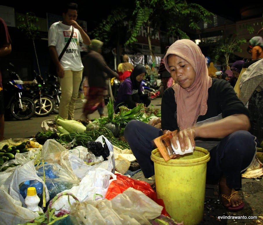 jelajah pasar los batu kandangan memberi insight tentang kuliner lokal di Hulu Sungai Selatan, Kalimantan Selatan