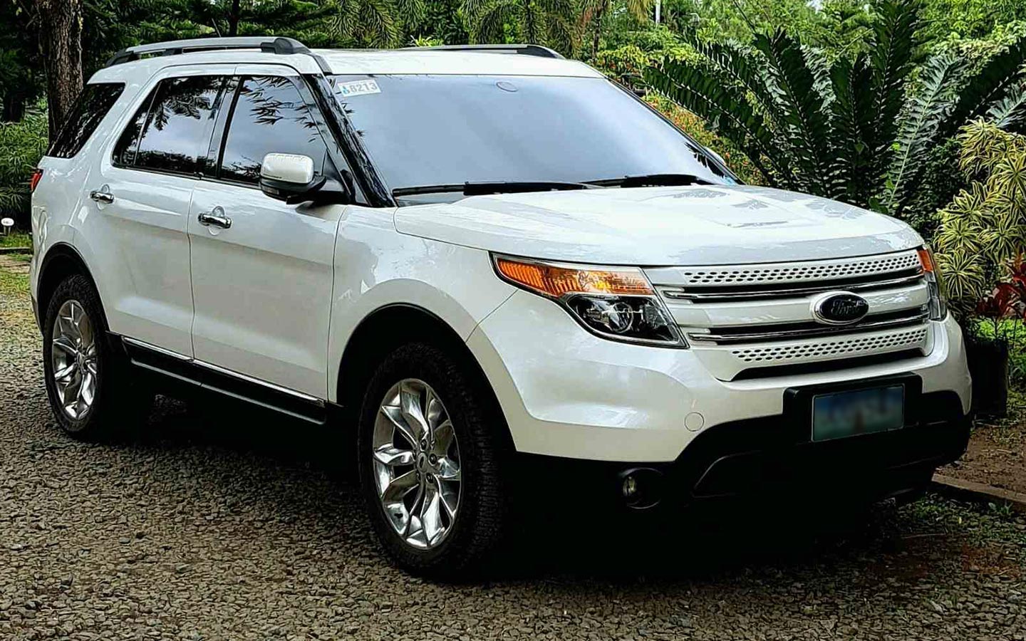 fifth-generation Ford Explorer