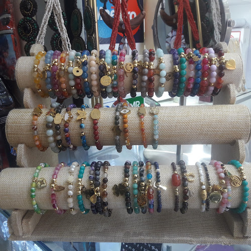 Monona's Joyería - Lima