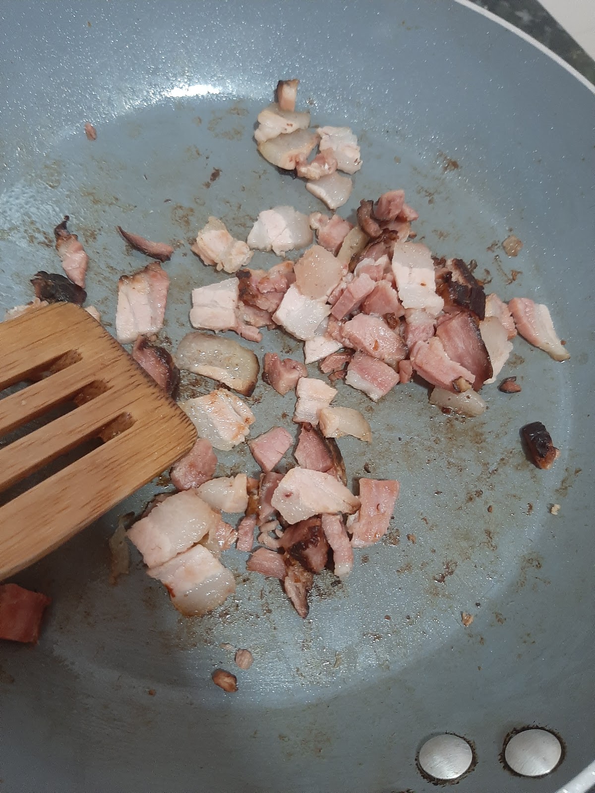 fritando o bacon