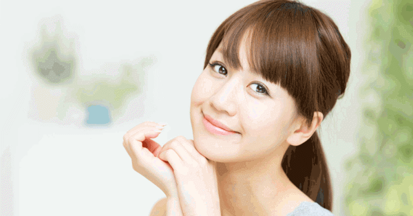 https://file.hstatic.net/200000192975/file/cach-lam-dep-da-mat-tu-thien-nhien-01_246ea3929940414e951d8e62a9209a8c_grande.gif