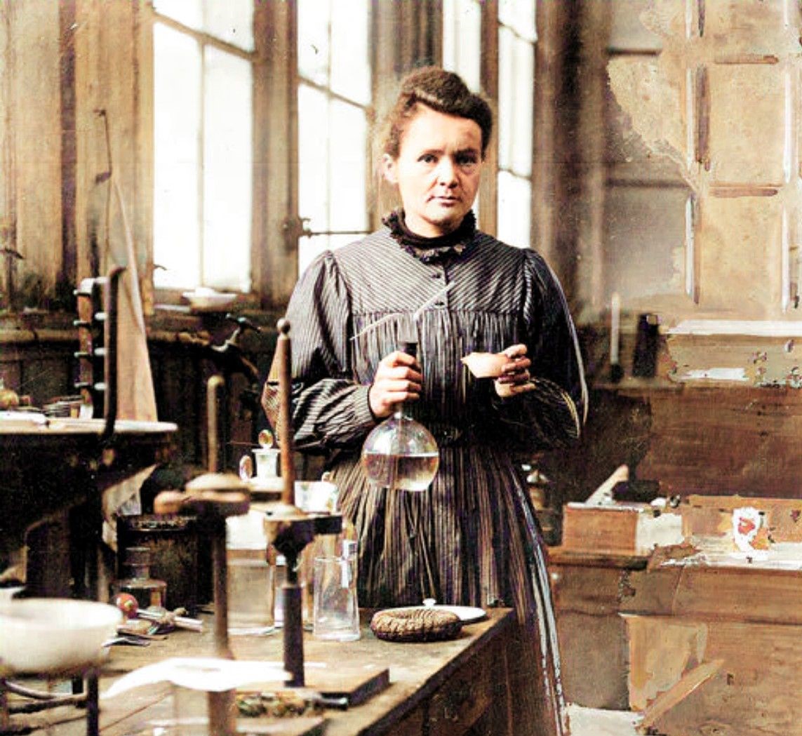 File:Marie-Curie.jpg - Wikimedia Commons