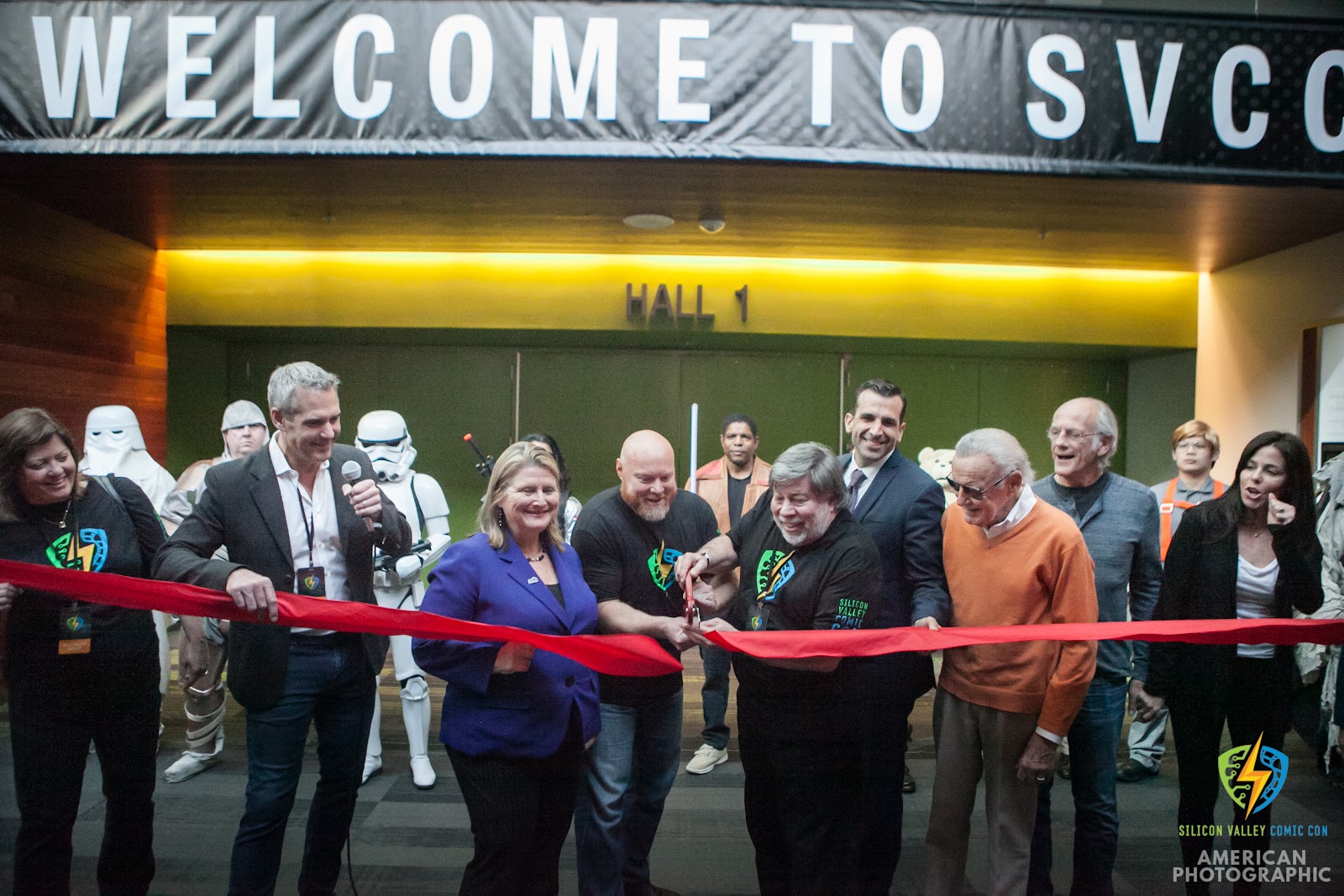 Action Figure Insider » STEVE WOZNIAK’S SILICON VALLEY COMIC CON SETS
