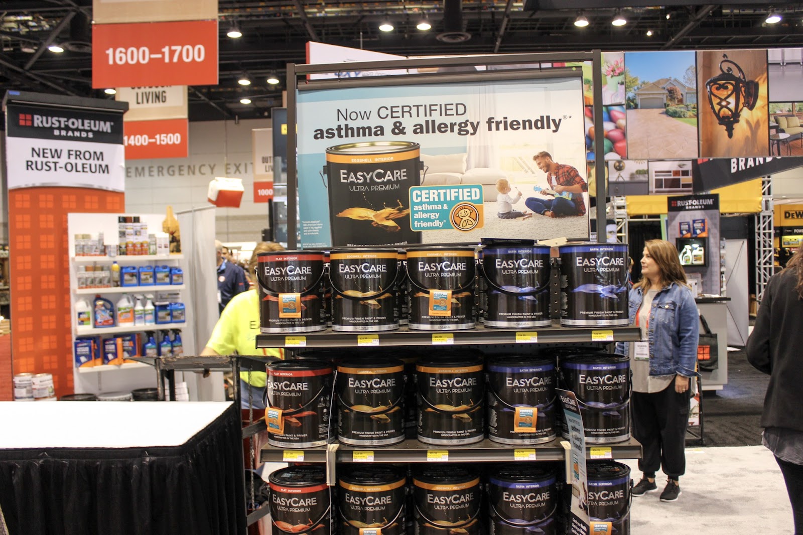 EasyCare Ultra Premium paint on shelf at tradeshow