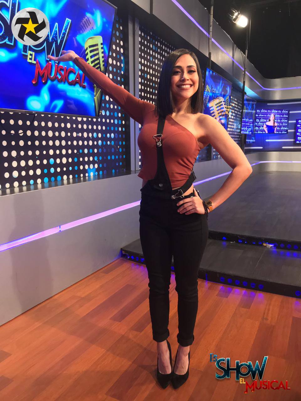 Elenco de mujeres "Es Show" en 2023 UDOE