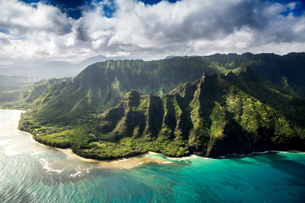 How Long Does It Take to Drive Around the Big Island (Best Stops)