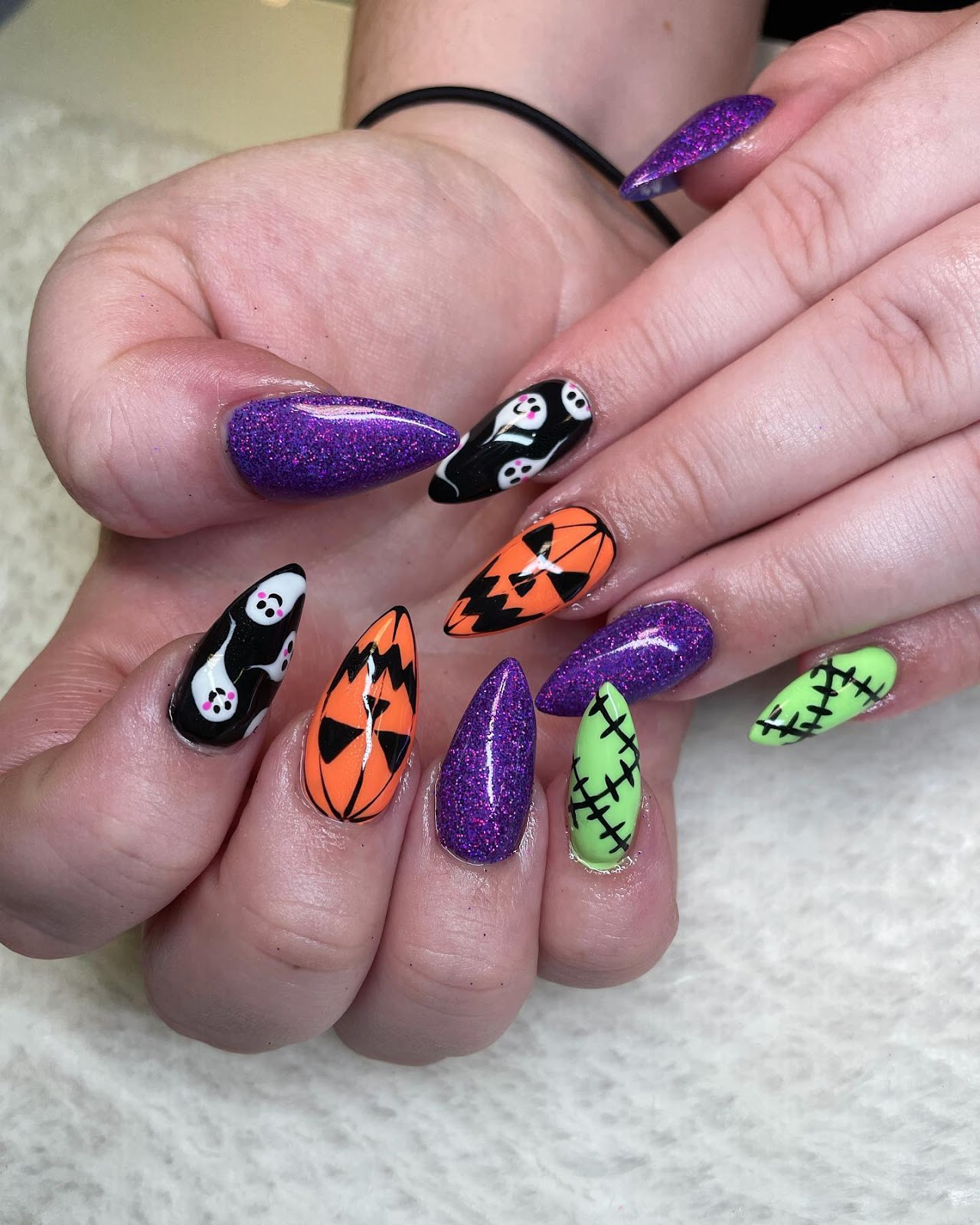 Bizarre Halloween Nail Design