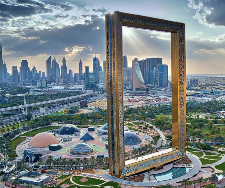 Vue aérienne du Dubaï Frame