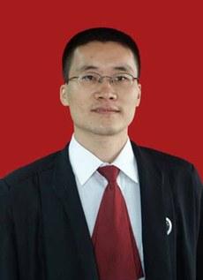 片:广州维权律师唐荆陵。(听众提供)