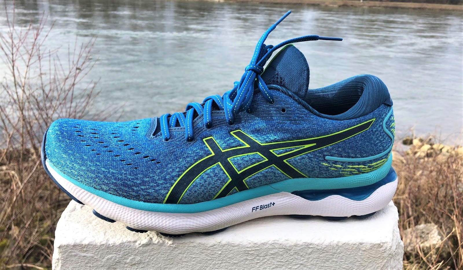 Testbericht: ASICS Gel-Nimbus 24 – Generalüberholung eines Luxus-Liners  (German) - Road Trail Run