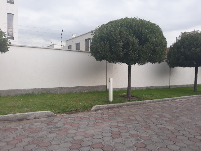 CONJUNTO HABITACIONAL JARDINES DEL DEAN - Empresa constructora