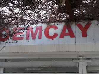 Salon Demçay