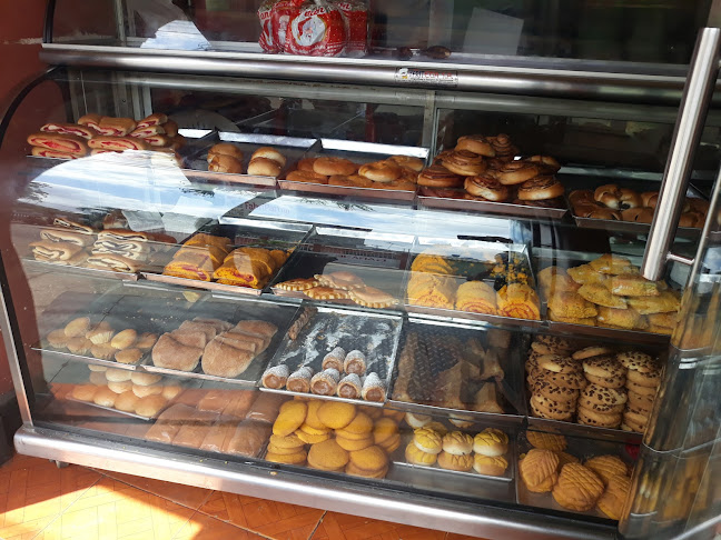 Panaderia & Pasteleria La Favorita De Andrés - Guayaquil