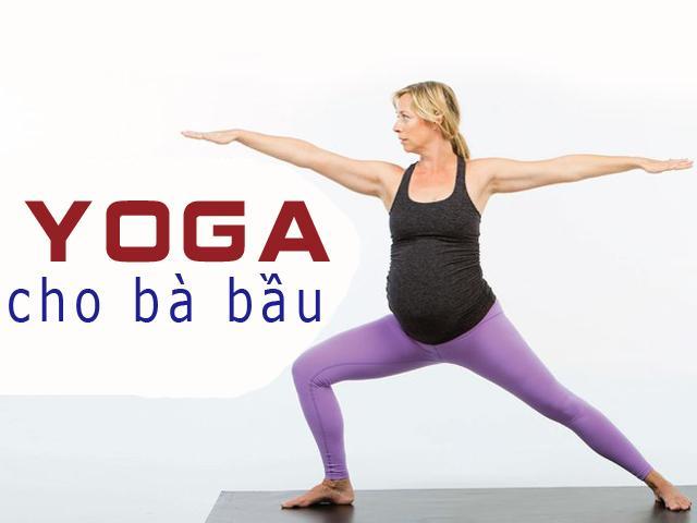 Mẹ bầu 3 tháng giữa tập yoga