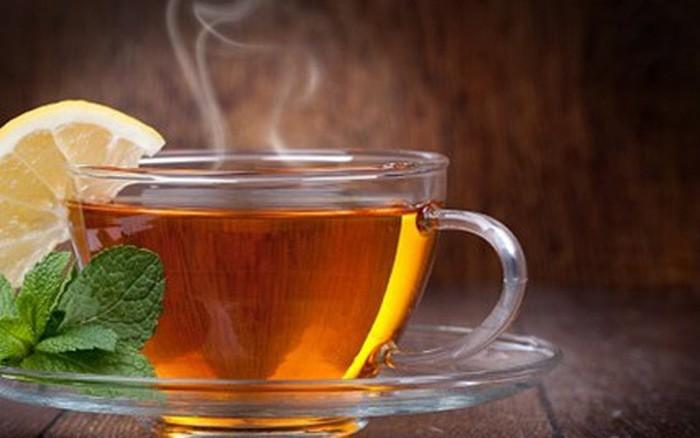 Nghiên cứu mới: Uống trà quá nóng dễ mắc ung thư thực quản​