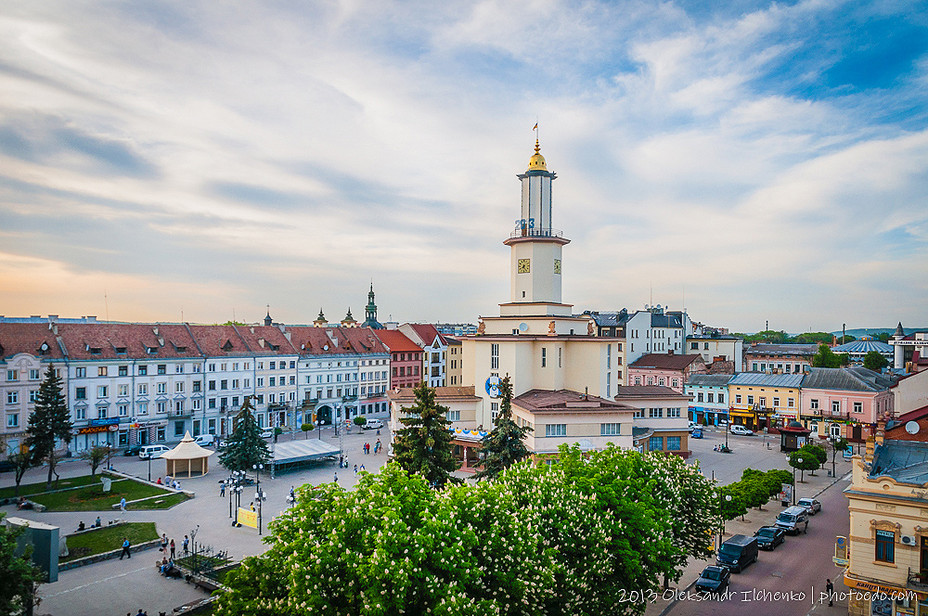 Площа Ринок в Івано-Франківську