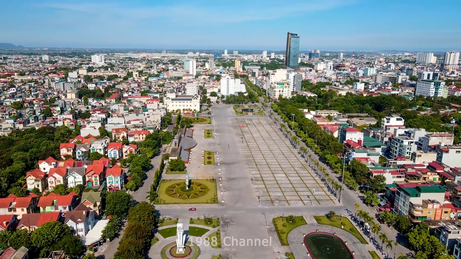 Tỉnh đông dân nhất, có thành phố nhỏ nhất Việt Nam