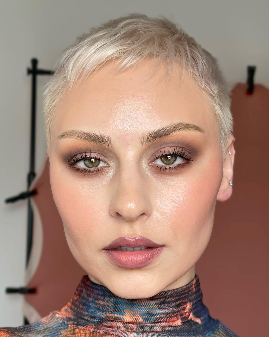 Taupe Smoky Eye for Green Eyes
