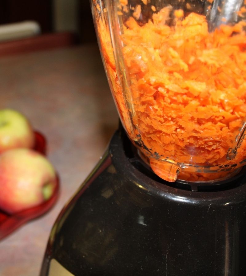 Carrots chopped in blender 