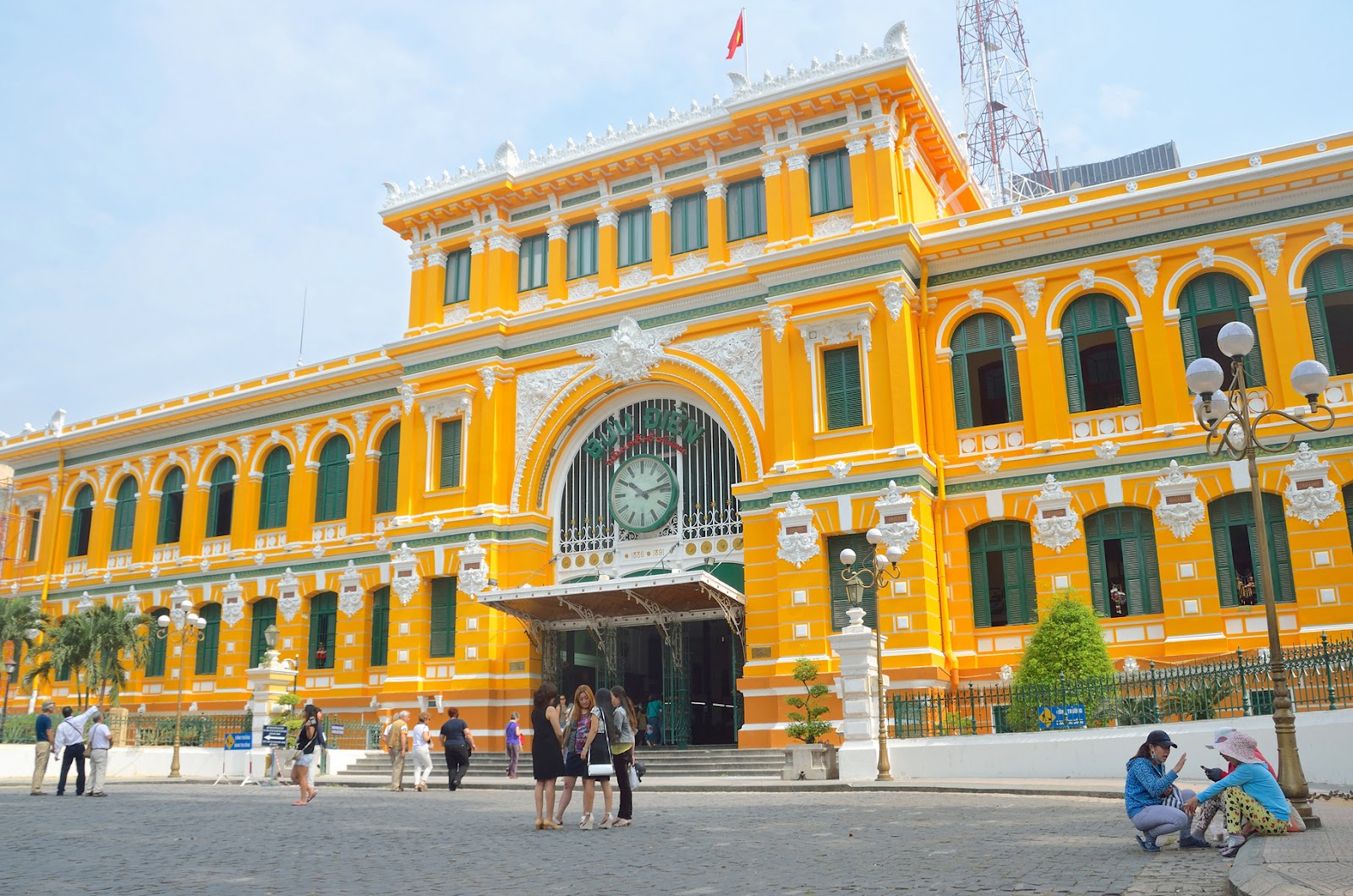 Bưu điện trung tâm Sài Gòn - Nét đẹp hài hòa giữa lòng thành phố Hồ Chí  Minh | visithcmc.vn