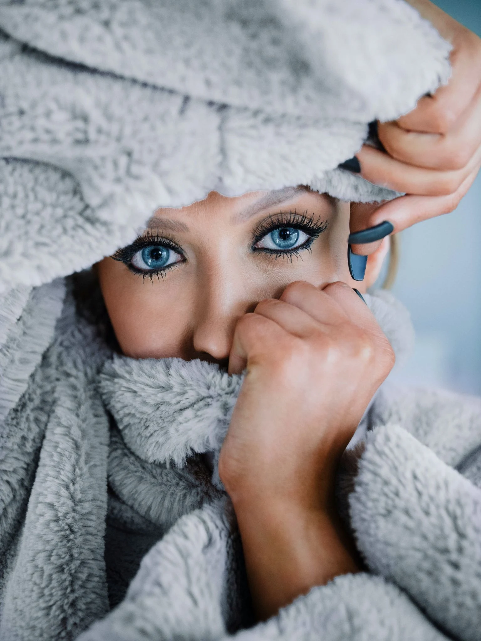 Profesjonalny makijaż na jesień i zimę - bezpieczny i nawilżający