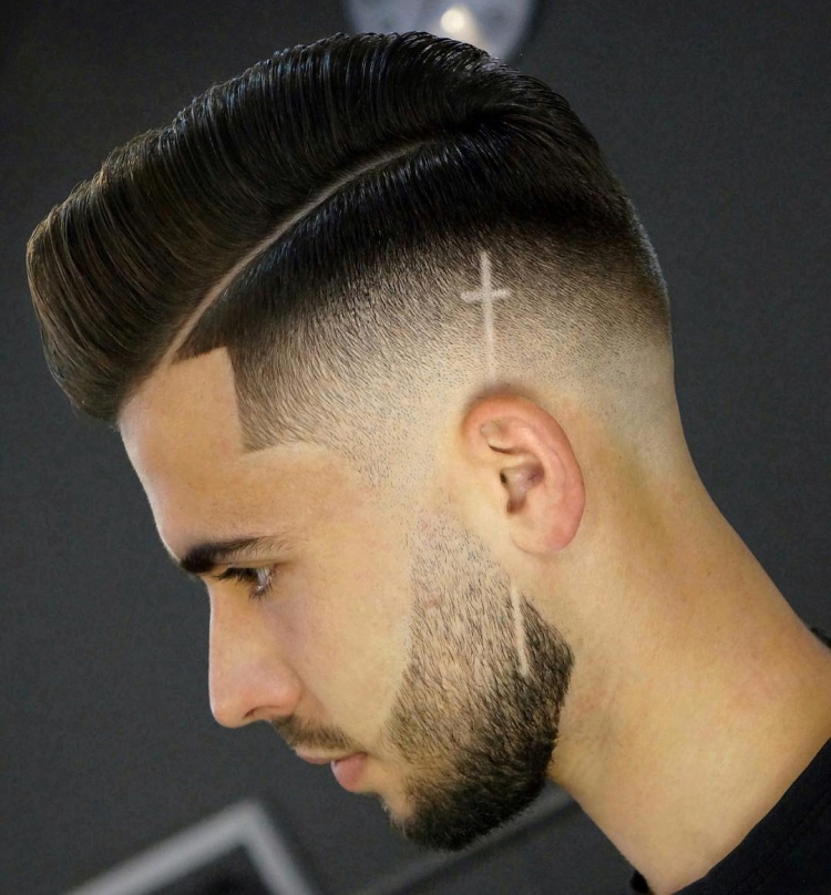 Degrade V  Cabelo curto e barba, Cabelo, Desenho de cabelo masculino