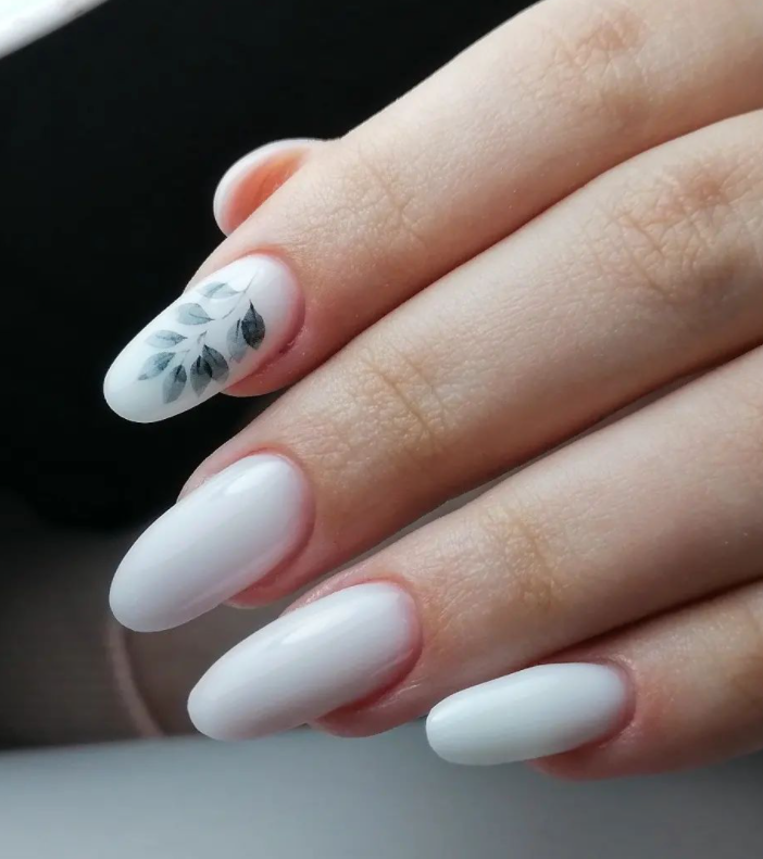 Autumn Falls Leaves White Nails With Design