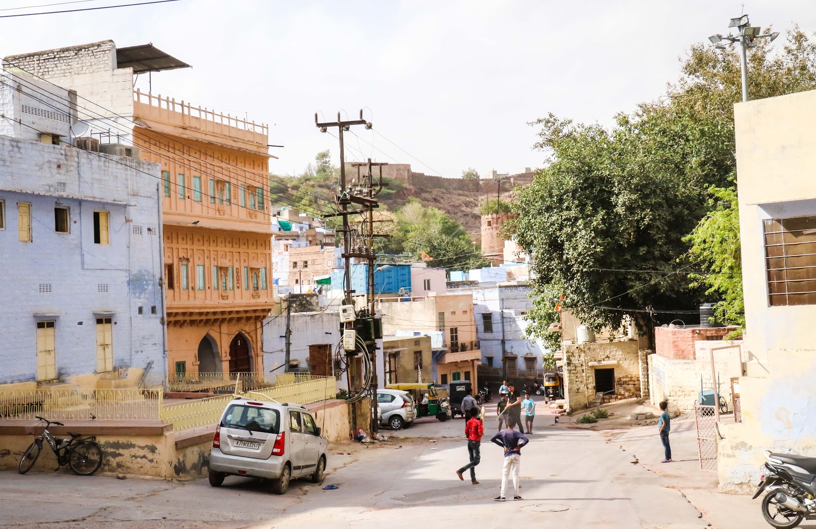 【印度焦特布爾】走訪全亞洲唯一藍城！Jodhpur一日遊行程、住宿、美食推薦 直登古堡俯瞰藍色城市全貌｜三八旅客