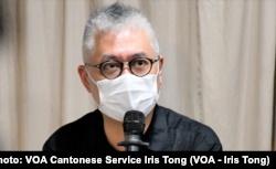 香港浸会大学政治及国际关系学系前助理教授、时事评论员黄伟国表示, 周庭所犯的控罪不算严重,他认为这次高等法院拒绝周庭保释申请, 背后可能有政治考虑 (美国之音/汤惠芸)