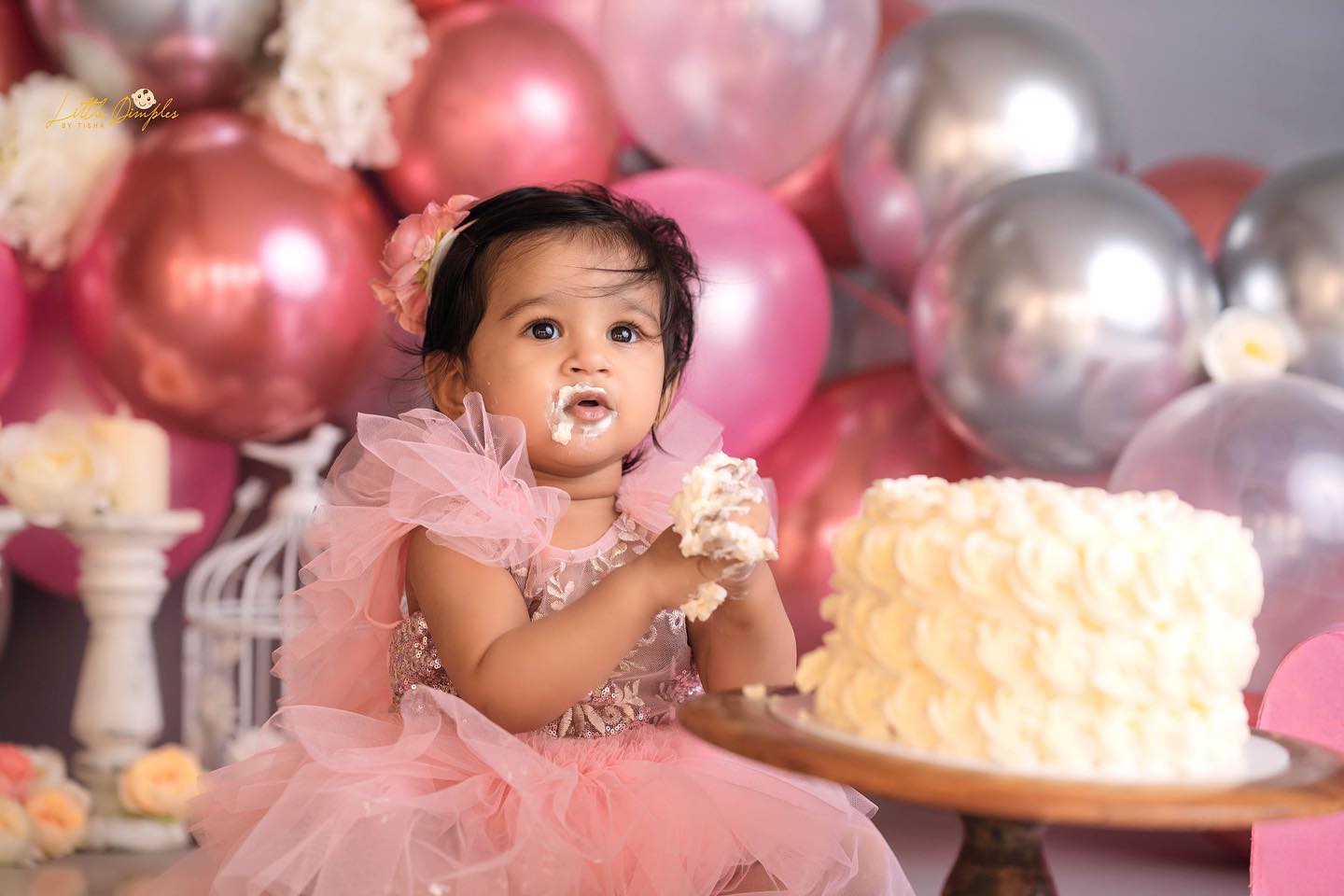 Trust Little Dimples By Tisha photographers to capture the joy of your little ones having fun. Contact us for the Best Birthday photographer in Bangalore.