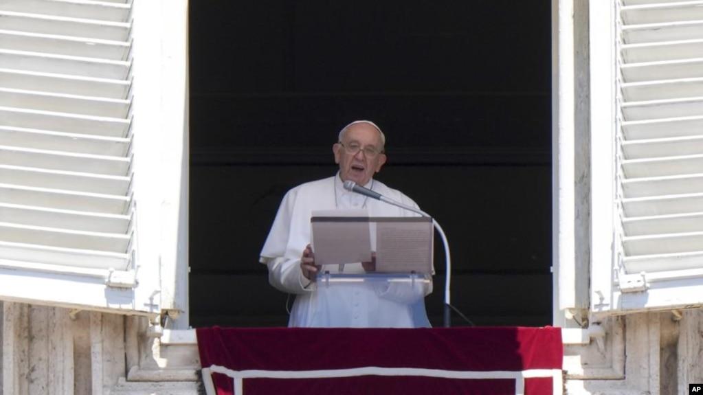 Giáo hoàng Phanxicô phát biểu ngày 12/6/2022. (AP Photo/Andrew Medichini)