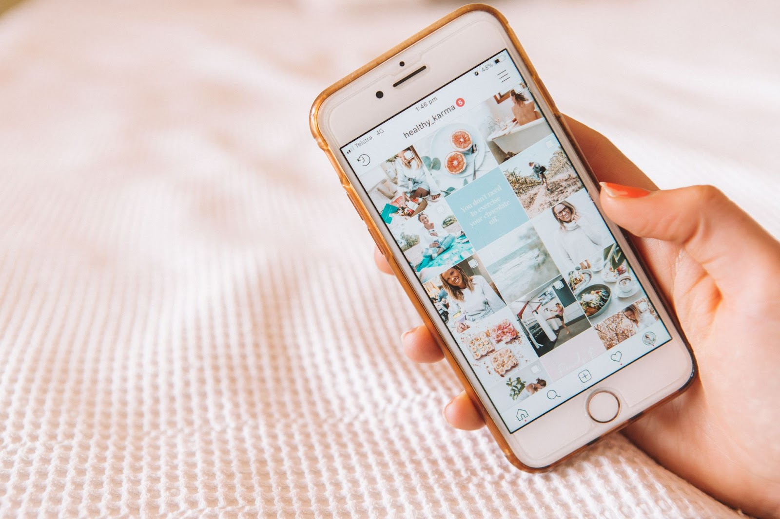 How to promote your mobile app on social media by working with influencers