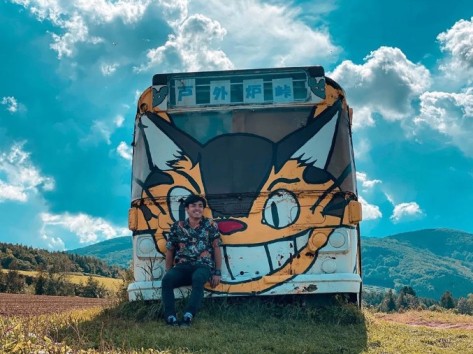 Visiting Amazing Real-life places in My Neighbor Totoro - The real life totoro catbus