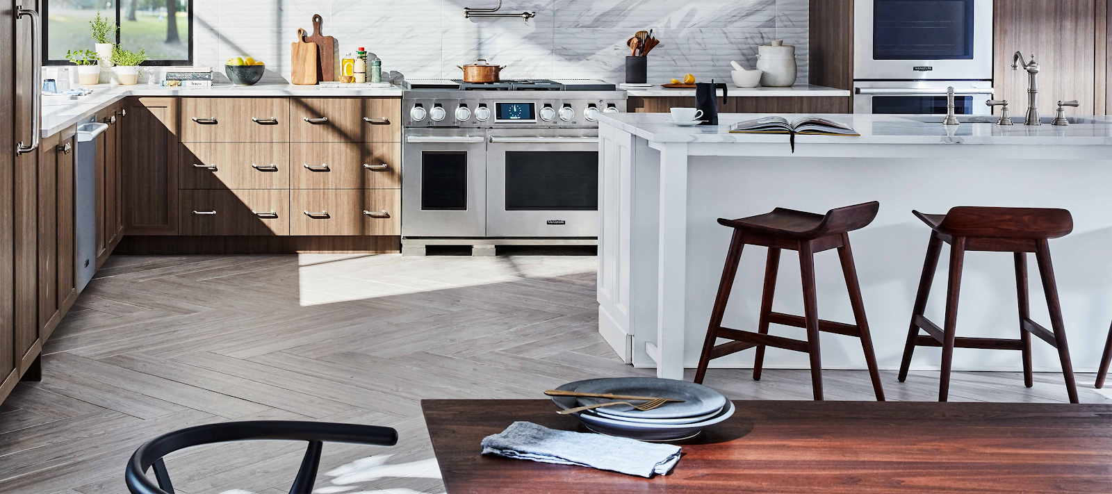 LG Signature Suite