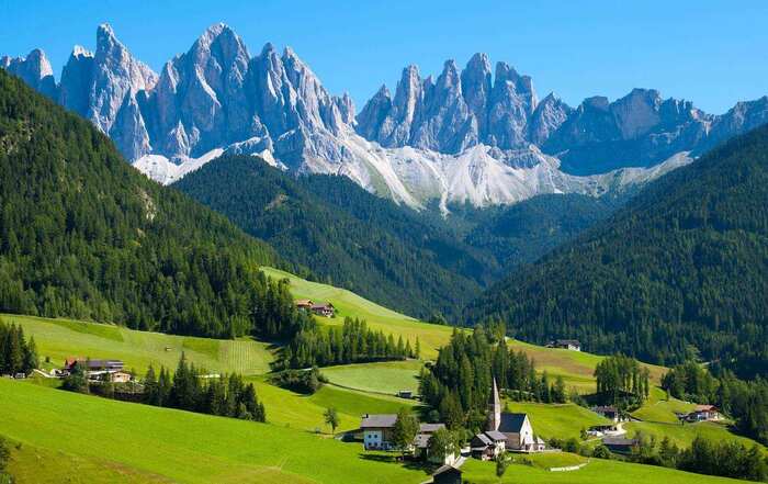 Dịch vụ làm visa Thụy Sỹ - Thụy Sỹ với phong cảnh thiên nhiên đẹp hùng vĩ