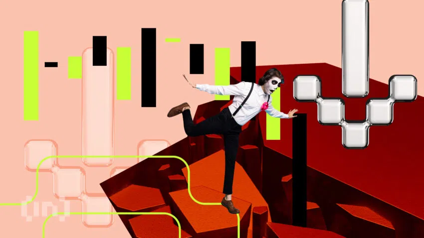 Ein als Pantomime verkleideter Mann balanciert auf einer Stange. Hinter ihm sieht man ein Trading Chart und zwei große Pfeile nach unten. Ein Bild von BeInCrypto.com.