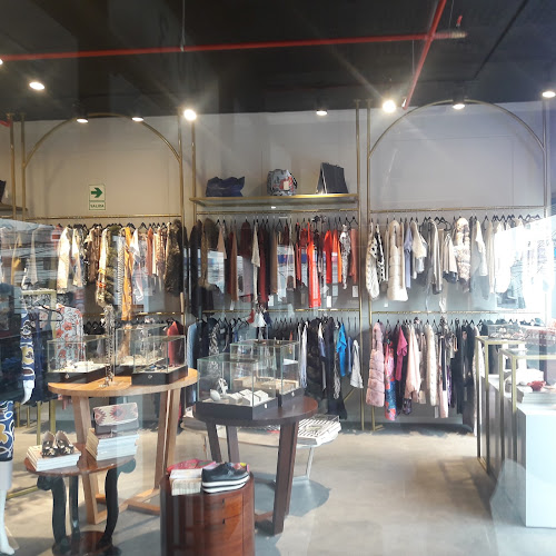 Brina Universe - Miraflores