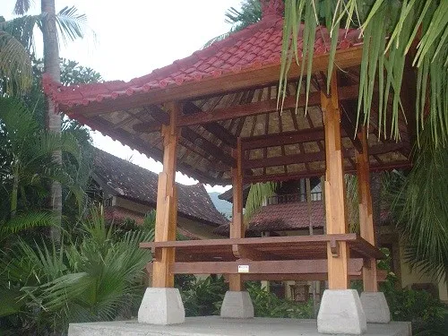 bale sekapat - Balinese traditional house