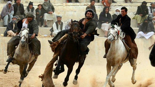 https://ichef.bbci.co.uk/news/ws/660/amz/worldservice/live/assets/images/2016/08/27/160827110008_buzkashi_640x360_getty_nocredit.jpg