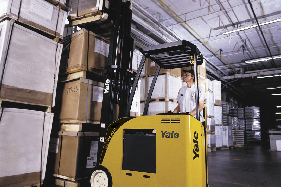 Yale Forklifts Vietnam - Địa chỉ bán xe nâng điện Yale ESC030-040AD uy tín, chất lượng hàng đầu