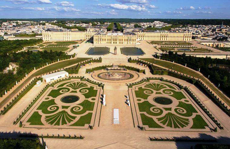 Palatul Versailles