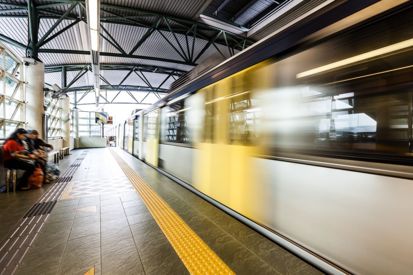 sakinaka metro station